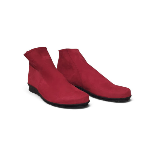 Boots Baryky Tudor