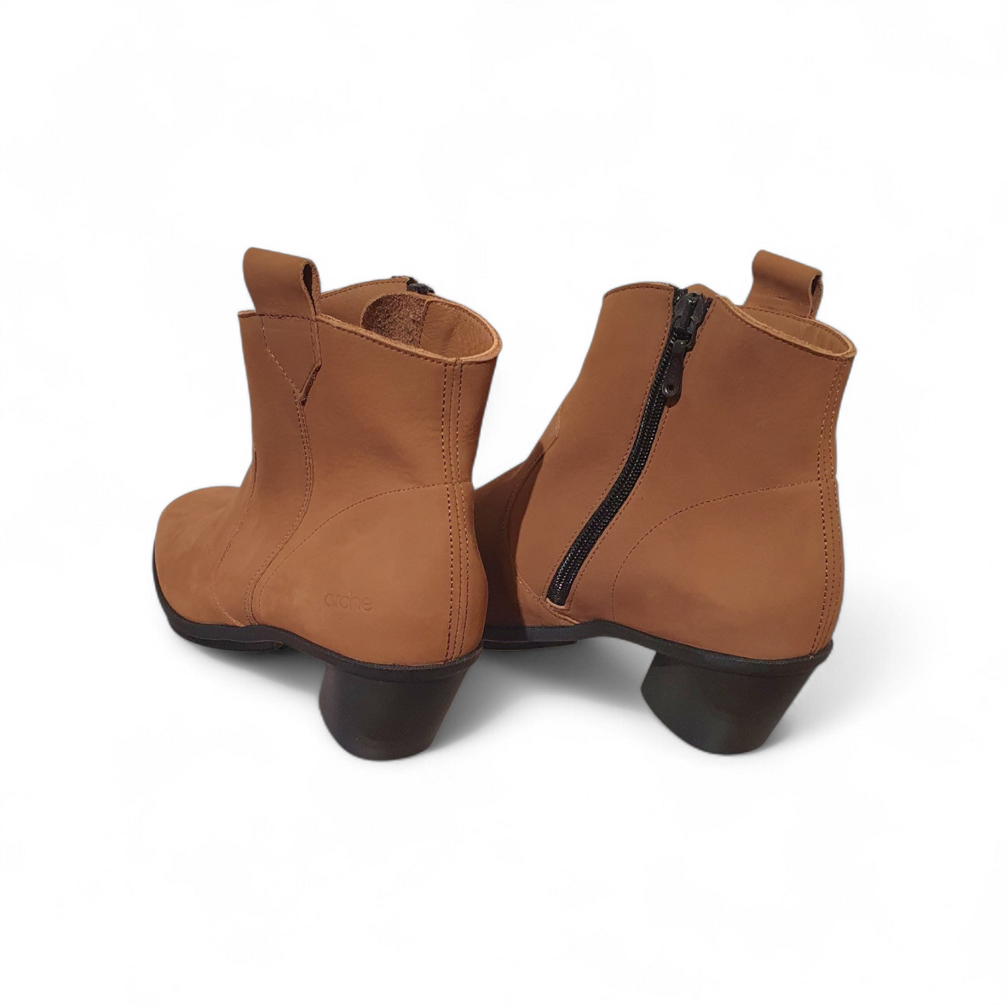 Boots Junity