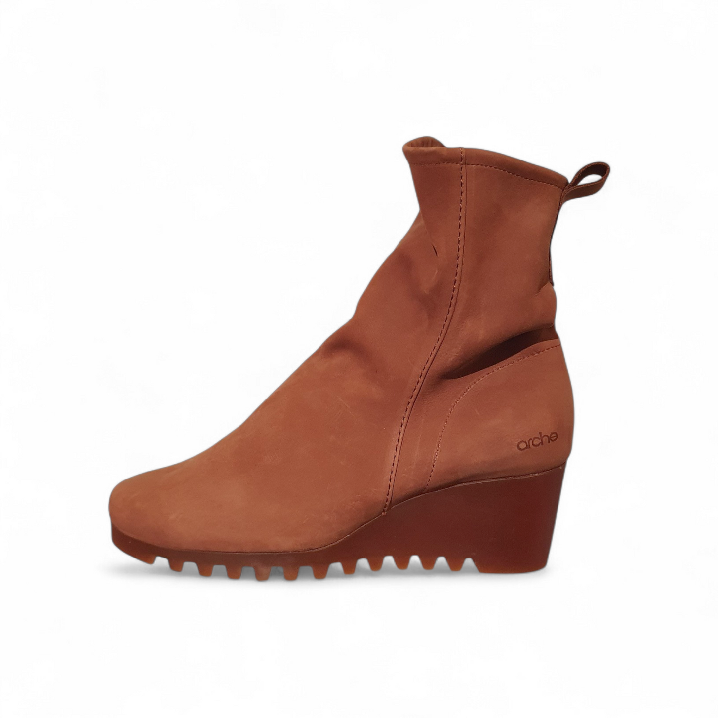 Boots Larazo
